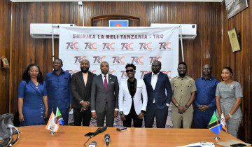 ​TRC, CLOUDS MEDIA GROUP KUSAFIRISHA MASHABIKI WA SIMBA NA YANGA KUELEKEA MKOANI KIGOMA